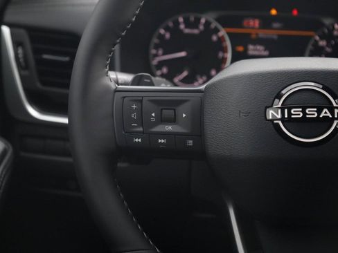 New 2026 Nissan Rogue SV image 10