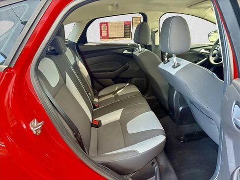 Used 2012 Ford Focus SE FWD image 14