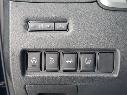 Used 2021 Nissan Murano SV AWD/4WD image 17