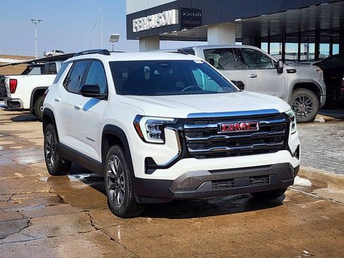 New 2026 GMC Terrain Elevation w/ Elevation Premium Package image 2
