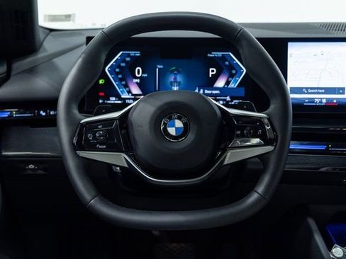 Certified 2025 BMW 530i xDrive 530i xDrive w/ Premium Package image 14