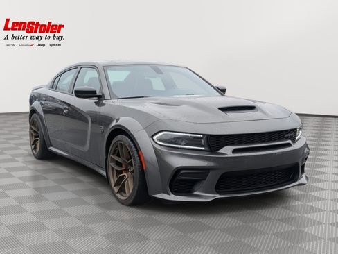 Used 2023 Dodge Charger SRT Hellcat w/ Harman/Kardon Audio Group image 7