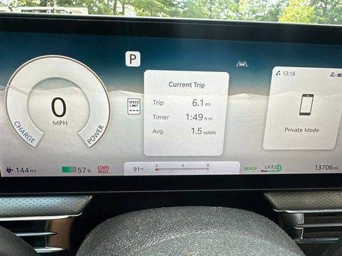 Used 2023 Genesis GV60 Advanced AWD/4WD image 15