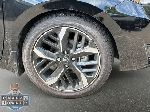 Used 2025 Nissan Versa SR w/ Trunk Package FWD image 8