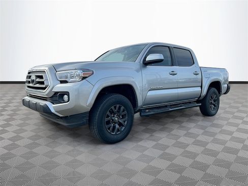 Used 2022 Toyota Tacoma SR5 image 3