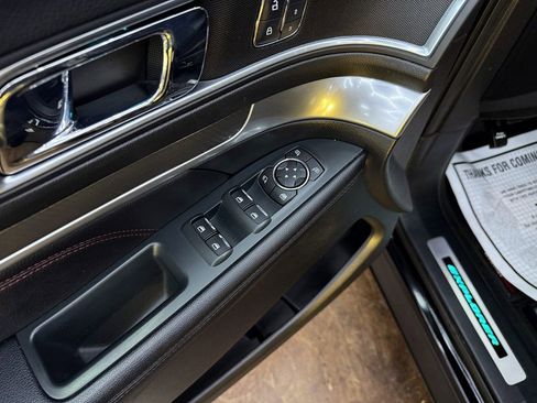 Used 2018 Ford Explorer Sport w/ Equipment Group 401A image 13