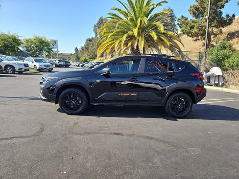 Certified 2025 Subaru Crosstrek 2.5i Wilderness w/ Wilderness Package AWD/4WD image 4