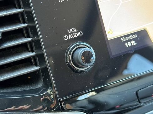 Used 2019 Honda Pilot Elite image 31