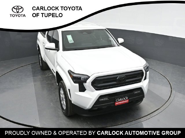 Used 2025 Toyota Tacoma SR5 AWD/4WD image 33