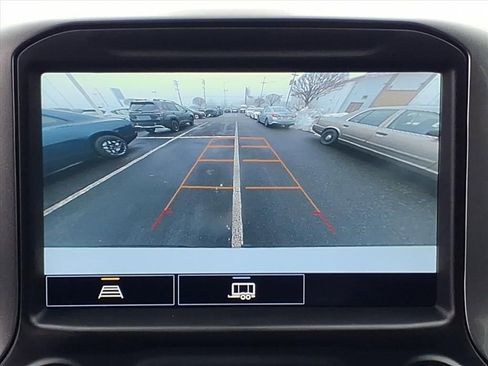 Used 2021 Chevrolet Silverado 1500 LT Trail Boss w/ Convenience Package II image 10