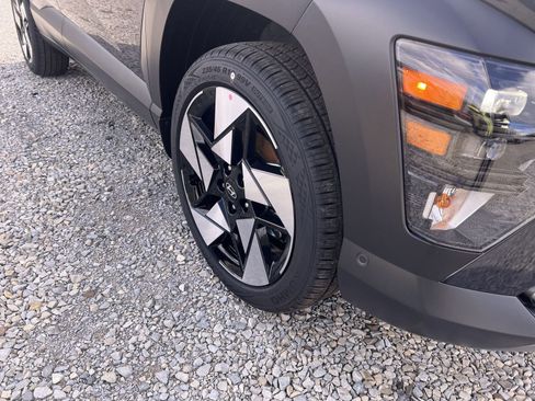 New 2026 Hyundai Kona Limited AWD/4WD image 17