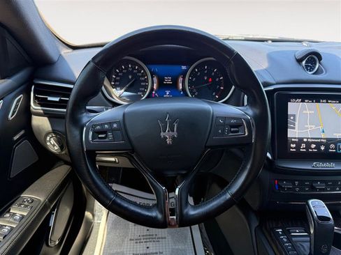 Used 2019 Maserati Ghibli S GranLusso RWD image 14