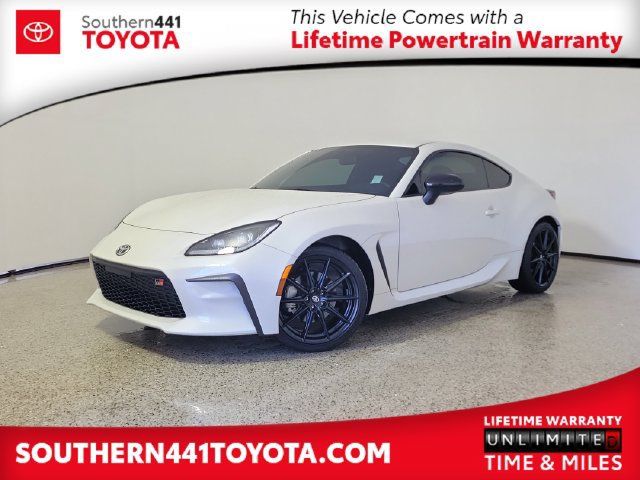 Used 2025 Toyota GR86 Premium RWD image 1