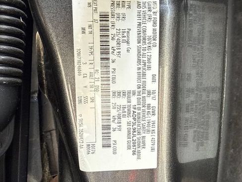 Used 2018 Ford Focus ST FWD image 25
