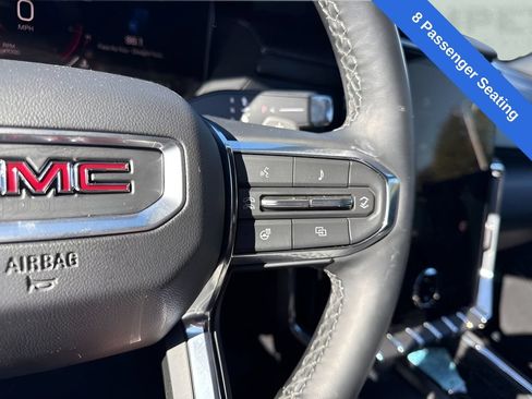 Used 2025 GMC Acadia Elevation FWD image 13