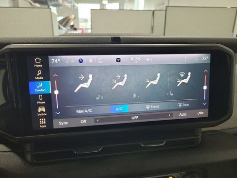 New 2025 Jeep Gladiator Sport AWD/4WD image 23