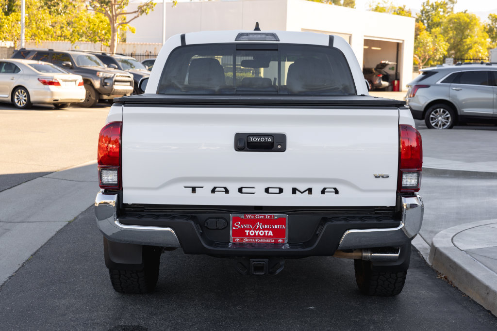 Used 2021 Toyota Tacoma SR5 RWD image 6
