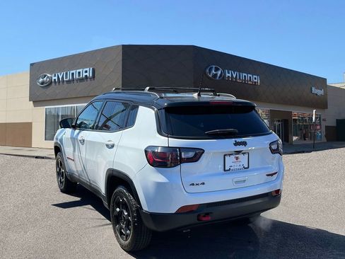 Used 2023 Jeep Compass Trailhawk w/ Trailhawk Elite Group AWD/4WD image 5