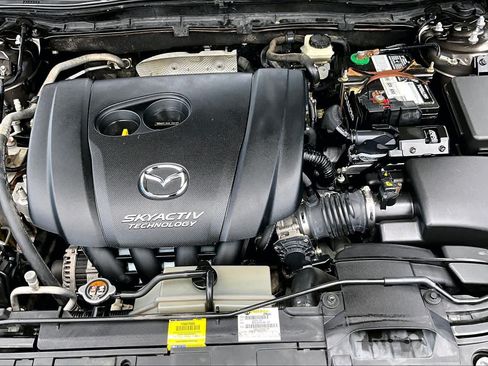 Used 2016 MAZDA MAZDA3 i Sport w/ Preferred Equipment Package FWD image 31
