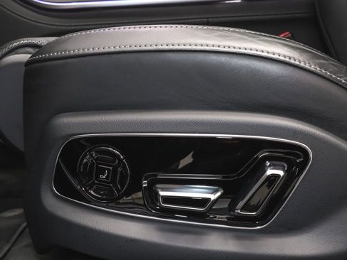 Used 2024 Audi S8 image 27