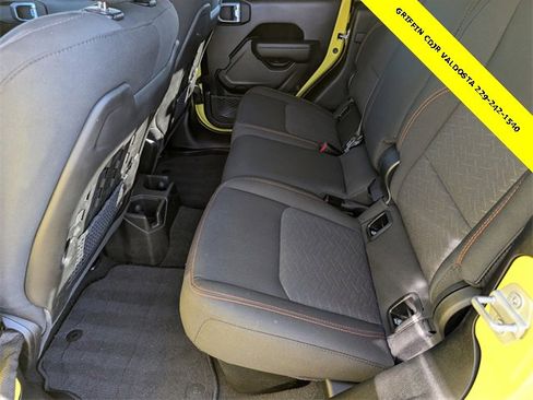 Used 2023 Jeep Gladiator Mojave w/ Cold Weather Group image 28