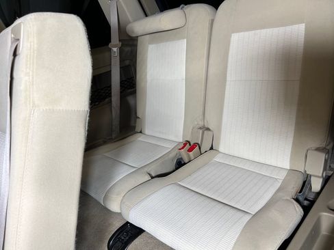 Used 2008 Ford Explorer XLT RWD image 19