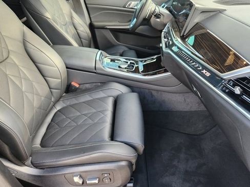 Used 2025 BMW X5 xDrive40i w/ Premium Package image 13