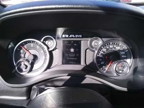 Used 2023 RAM 1500 Big Horn image 14