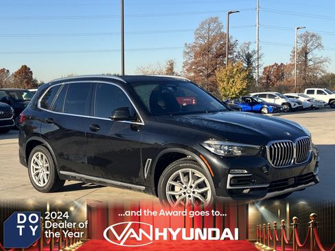 Used 2020 BMW X5 xDrive40i w/ Premium Package image 1