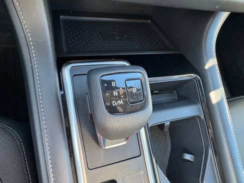 Used 2023 Nissan Pathfinder SL image 25