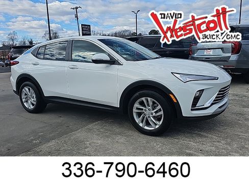 Certified 2024 Buick Envista Preferred w/ Convenience I Package image 1