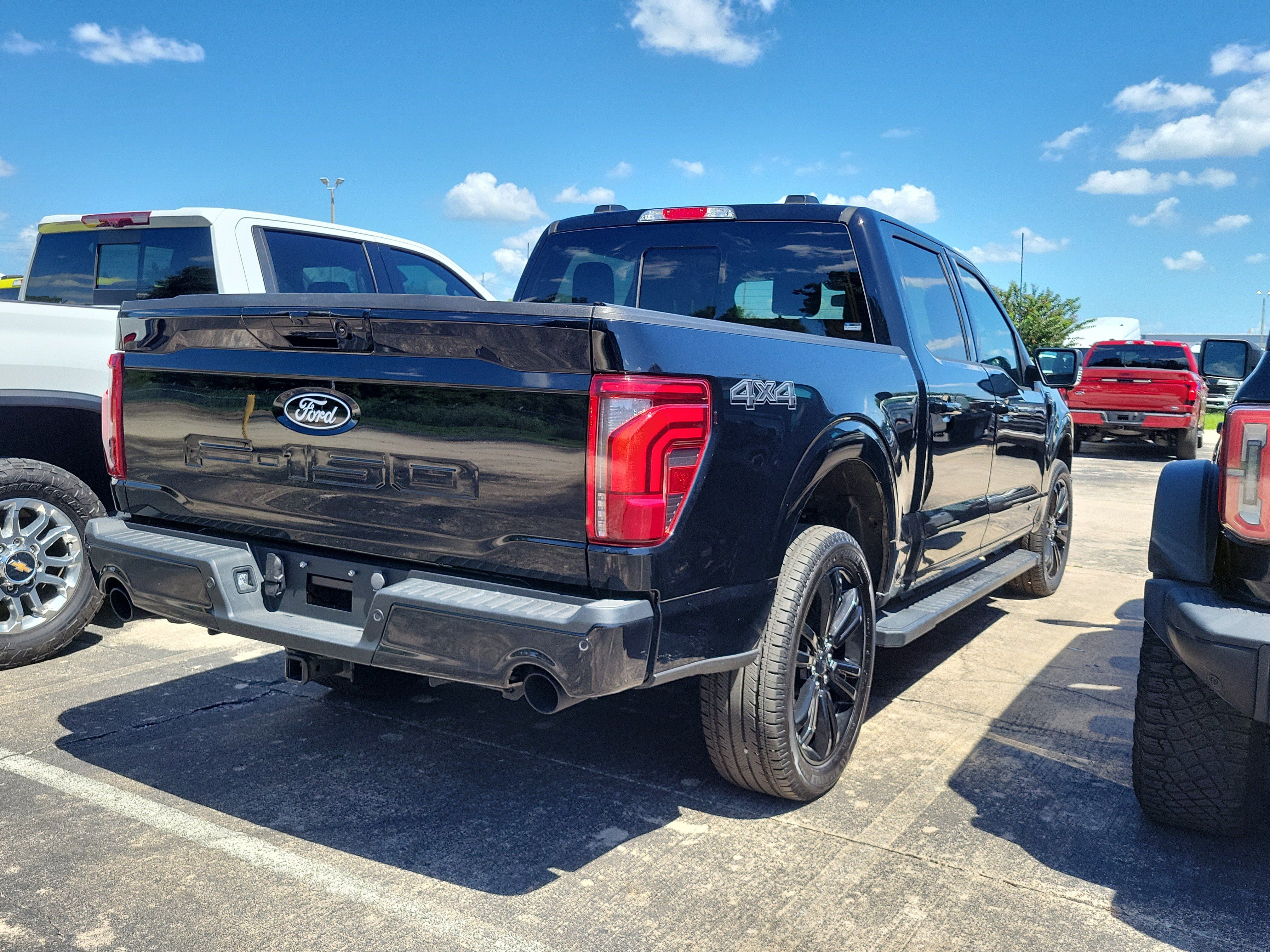 Used 2025 Ford F150 Lariat w/ Equipment Group 502A High AWD/4WD image 5