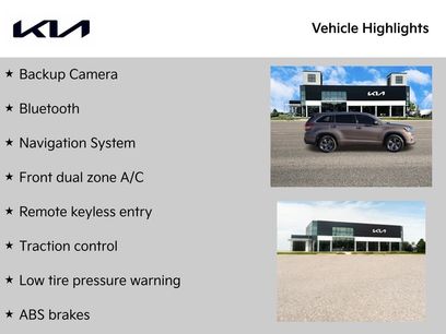 Used 2017 Toyota Highlander Limited Platinum