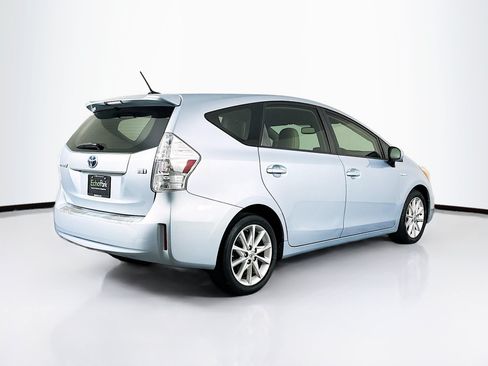 Used 2012 Toyota Prius V Five FWD image 9