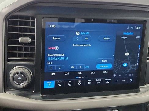 Used 2025 Ford F150 Lightning XLT AWD/4WD image 15