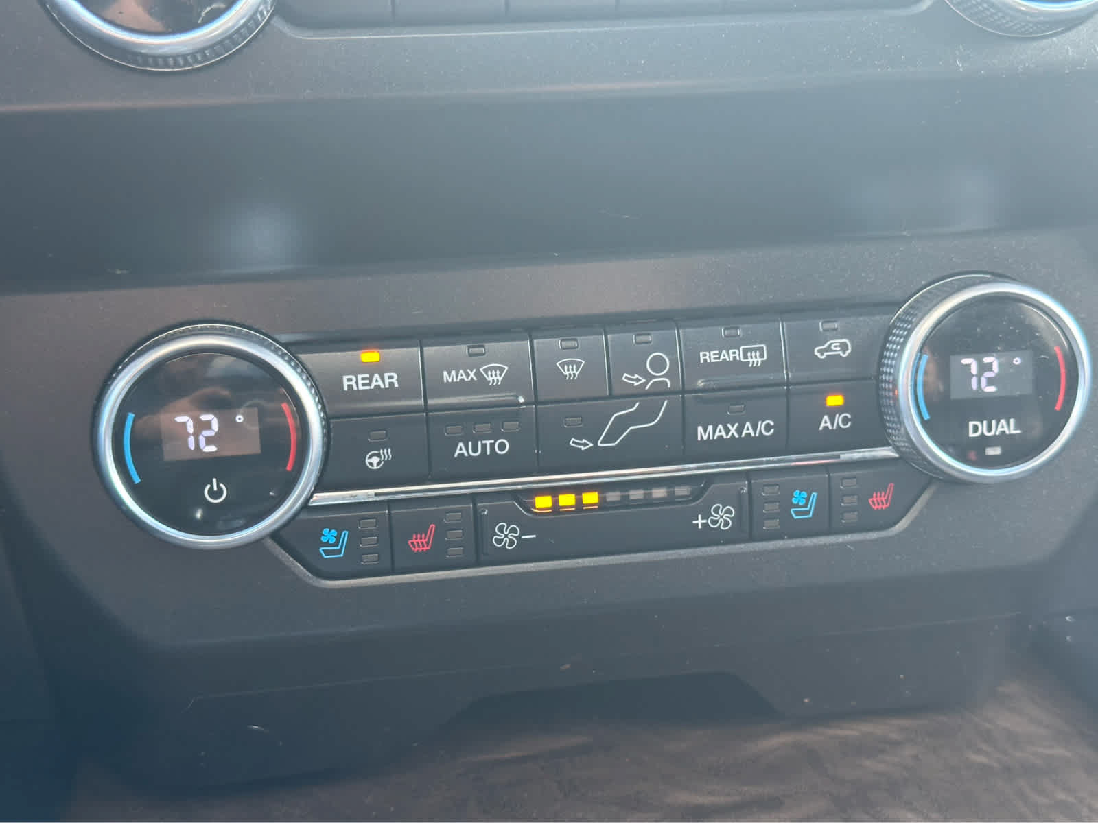 Used 2019 Ford Expedition Platinum AWD/4WD image 17