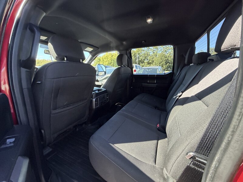 Used 2018 Ford F150 XLT w/ Equipment Group 302A Luxury AWD/4WD image 16