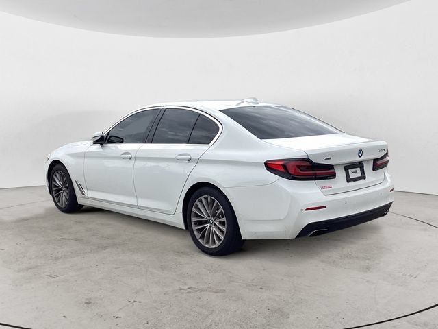 Used 2021 BMW 530i xDrive w/ Convenience Package AWD/4WD image 3