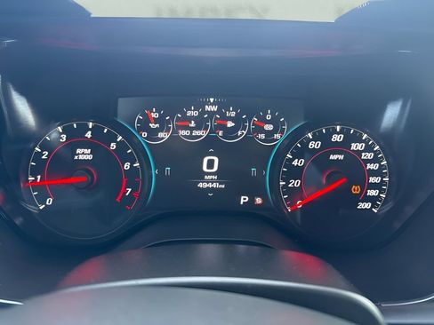 Used 2018 Chevrolet Camaro ZL1 RWD image 10