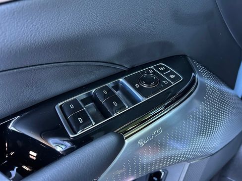 Used 2026 Cadillac Lyriq V w/ Exterior Carbon Fiber Package AWD/4WD image 61