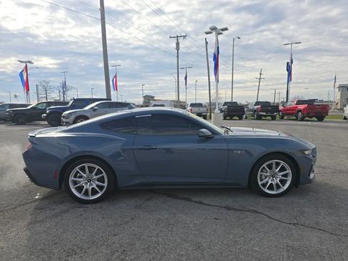 Used 2024 Ford Mustang GT Premium image 4