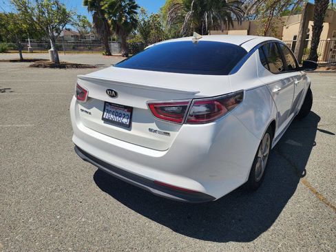 Used 2014 Kia Optima EX image 5