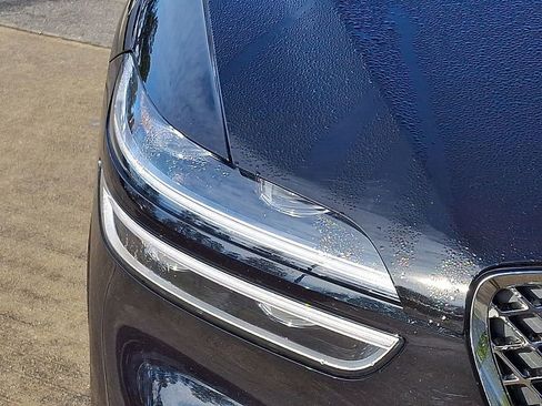 Used 2025 Genesis GV70 2.5T image 28