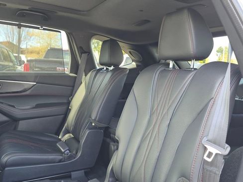 Used 2025 Acura MDX Type S image 17