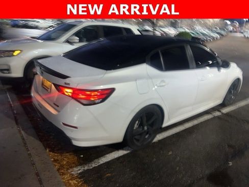 Used 2023 Nissan Sentra SR w/ Midnight Edition Package image 5