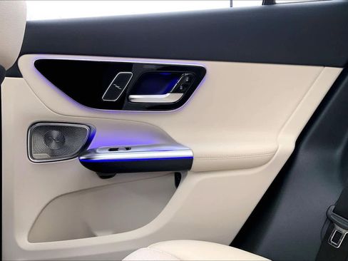 New 2026 Mercedes-Benz GLC 300 4MATIC image 23