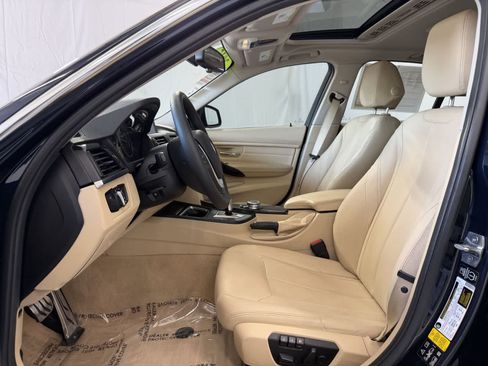 Used 2015 BMW 328i xDrive Sedan AWD/4WD image 10
