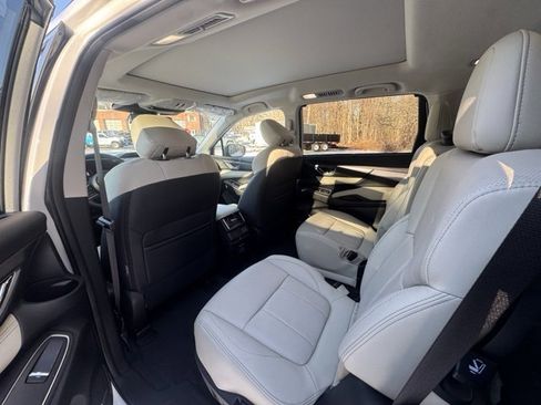 New 2026 Subaru Ascent Limited image 10