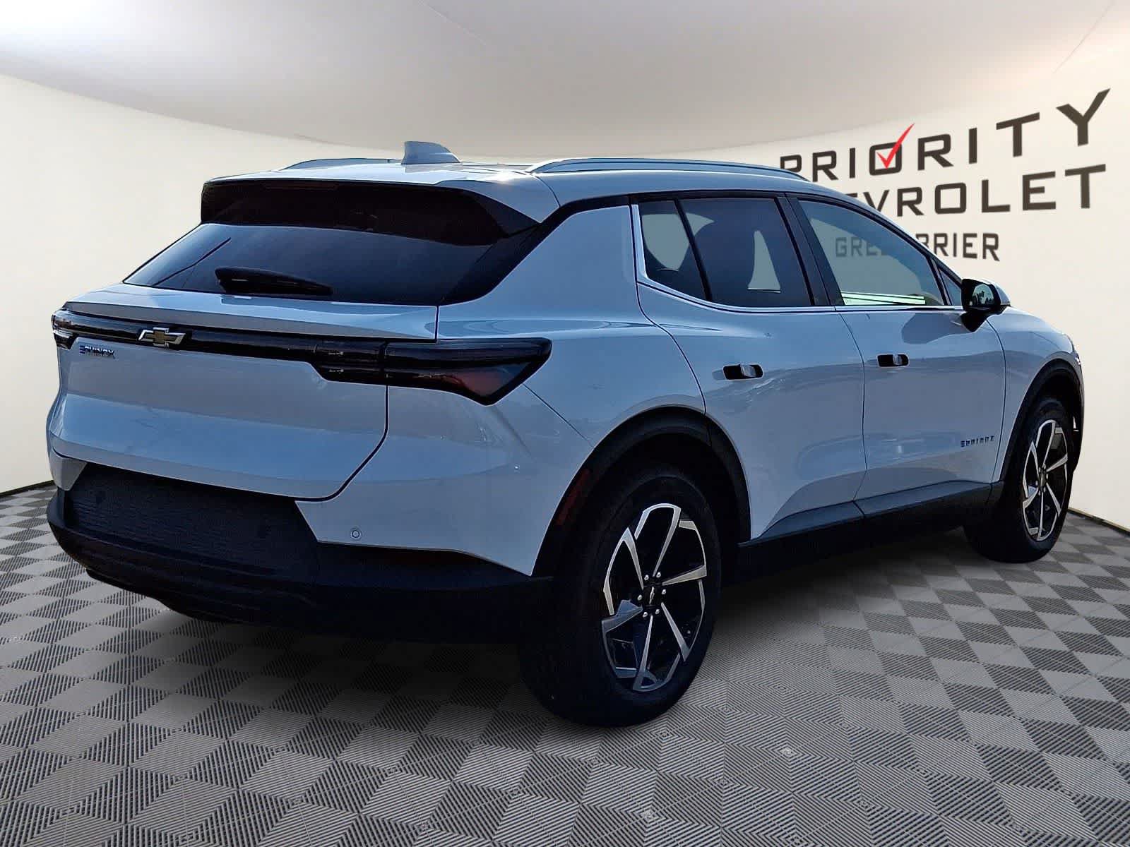 New 2026 Chevrolet Equinox EV LT FWD image 4