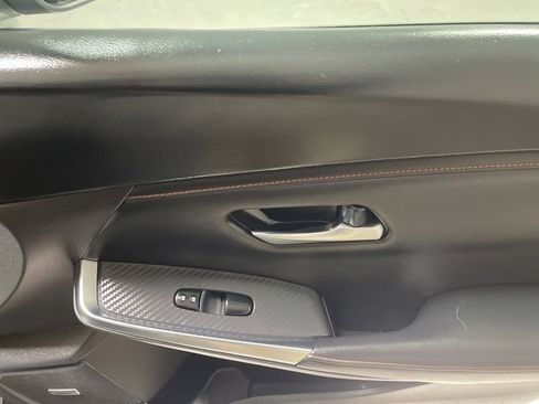 Used 2024 Nissan Sentra SR w/ SR Premium Package image 15